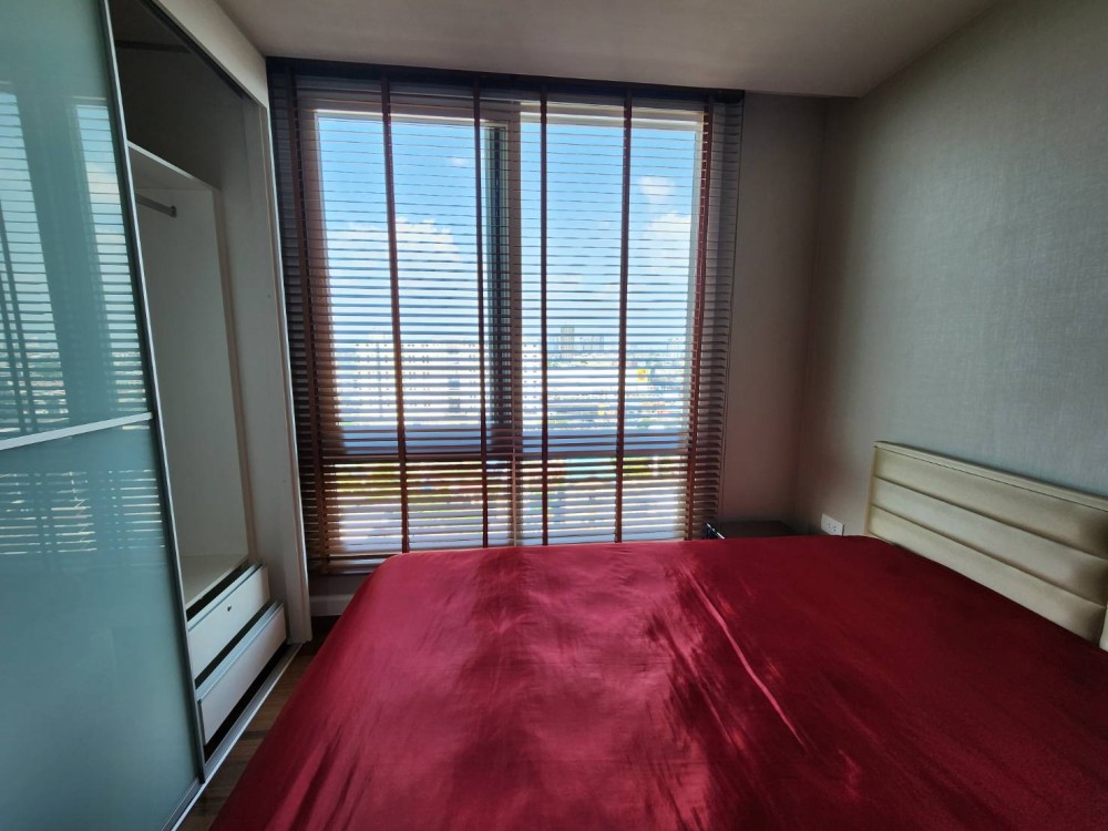 Condo for sale, The Metropolis, high floor, good view, ready to move in, convenient to travel, hurry up and book before it's all gone!