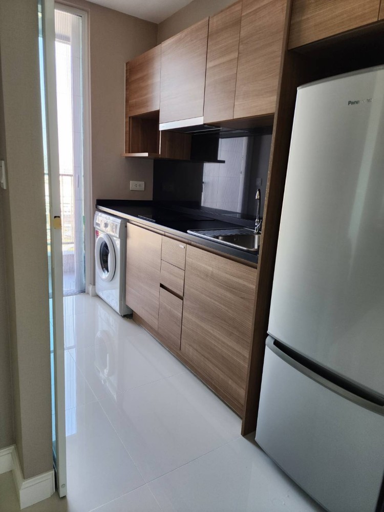 Condo for sale, The Metropolis, high floor, good view, ready to move in, convenient to travel, hurry up and book before it's all gone!