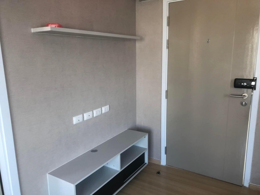 Condo for sale, Lesto Sukhumvit 113, corner room, beautiful view, pool view, garden view fully furnished don't miss it!!