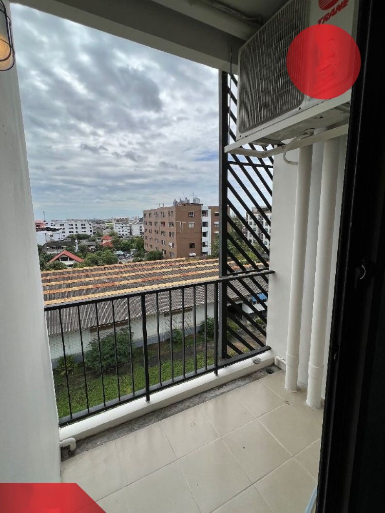 Condo for sale, Lesto Sukhumvit 113, convenient transportation, good location, don't wait, hurry up.