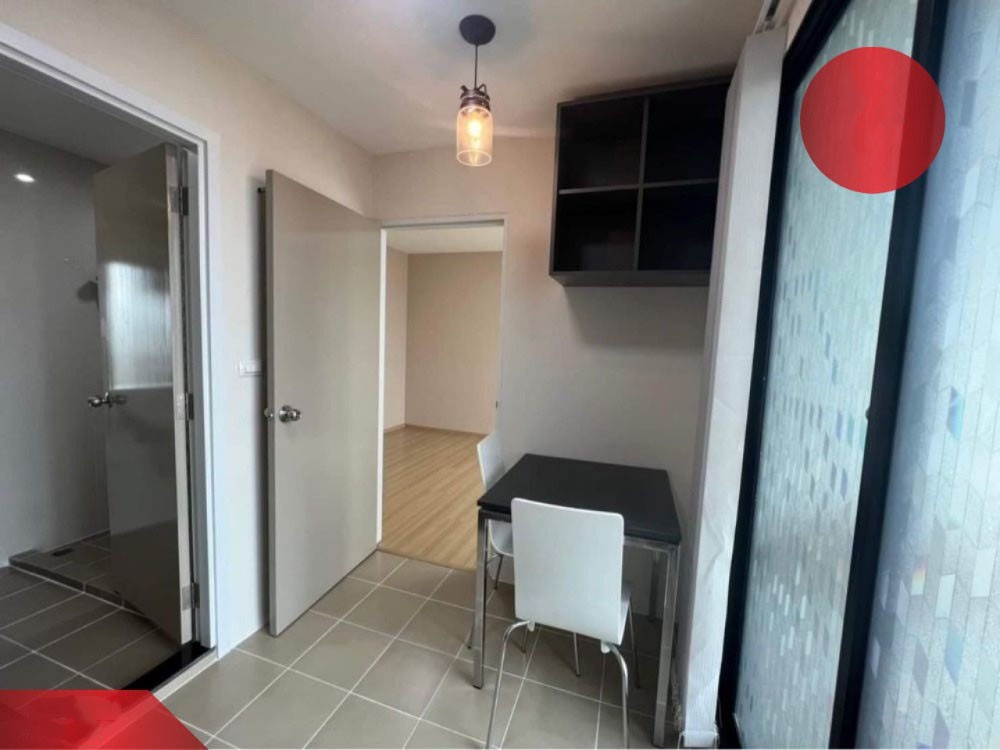 Condo for sale, Lesto Sukhumvit 113, convenient transportation, good location, don't wait, hurry up.