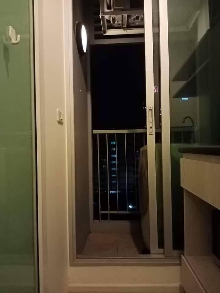 Condo for sale: Aspire Sathorn-Tha Phra, studio room, 8th floor, complete with facilities, good price, don't miss it