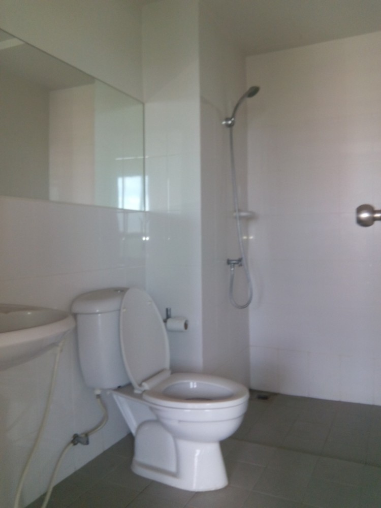 Selling Plum Condo Nawamin, empty room, never move in, don't wait, hurry up to reserve!!