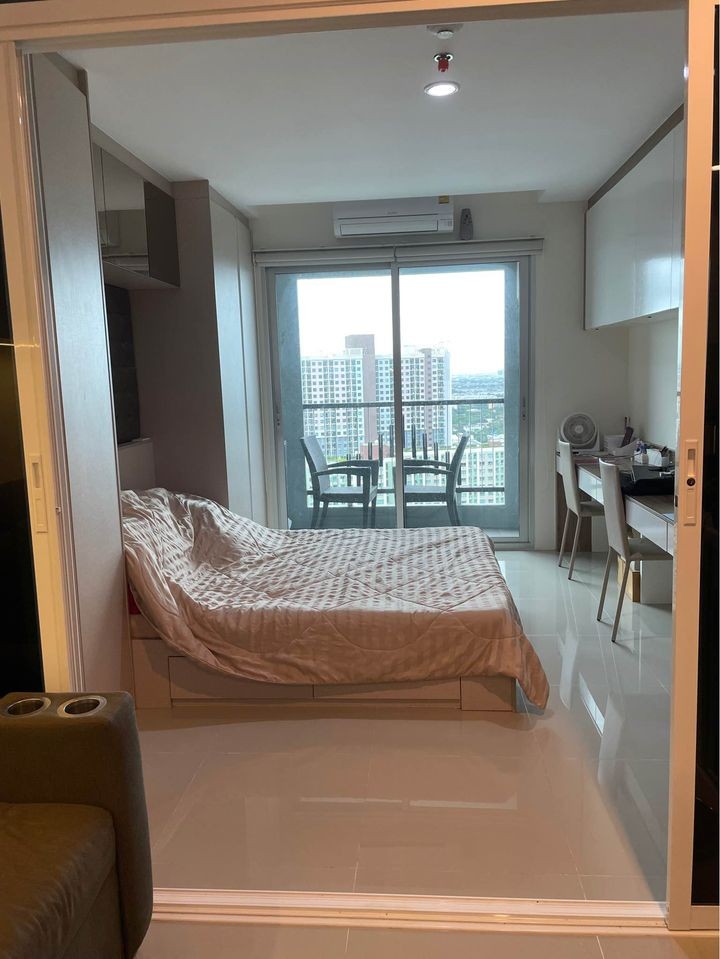 For sale, Assakan Place, Srinakarin, fully built-in, high floor, beautiful view, can carry the bag and move in.