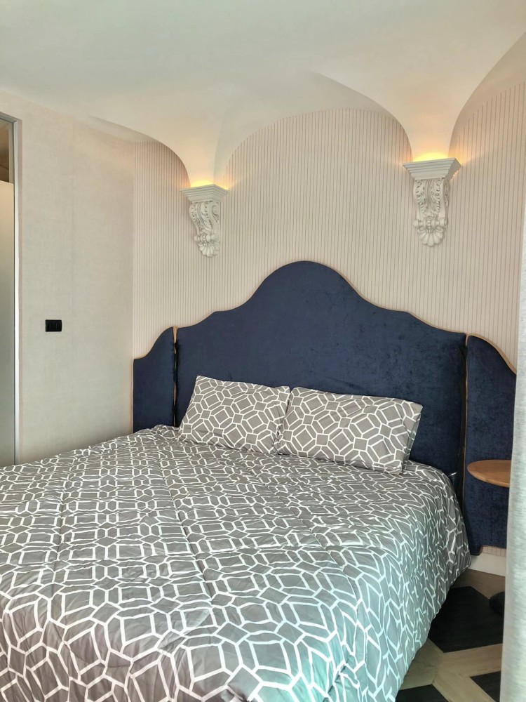 Sale Espana Condo Resort Pattaya (Jomtien) brand new room. never entered Pool view, fully furnished