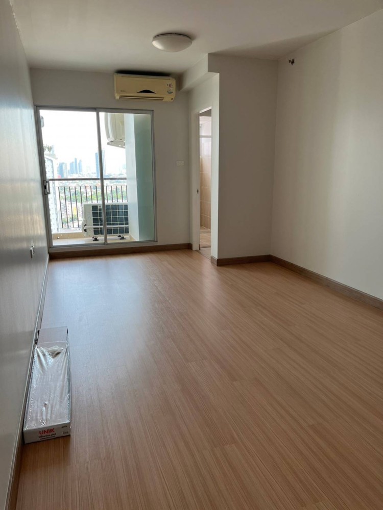 Condo for sale and rent, City Home, Tha Phra intersection, pool view, facing cool wind direction, do not miss it!!