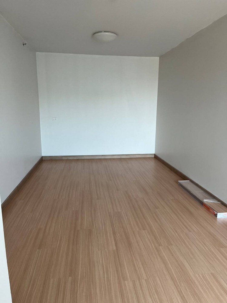 Condo for sale and rent, City Home, Tha Phra intersection, pool view, facing cool wind direction, do not miss it!!