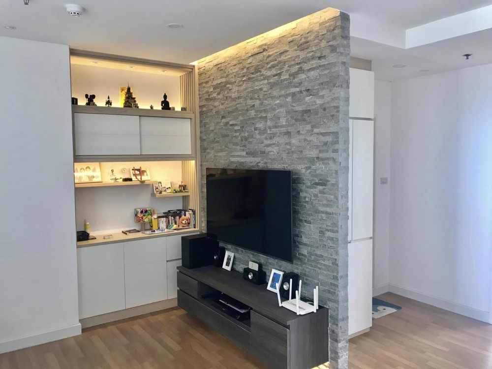 Condo for sale, rent, Lumpini Place Ratchada-Sathu, high floor, loft style, beautiful Bangkok view, fully furnished