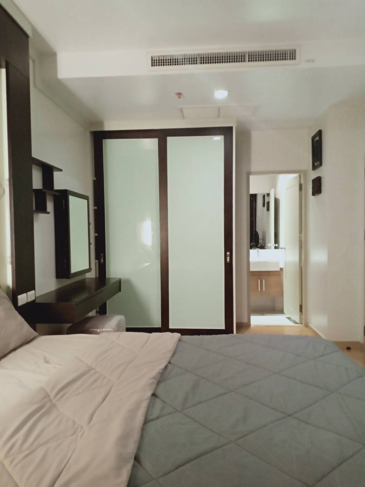 ขาย ให้เช่าด่วน!! คอนโด โนเบิล รีวิล ชั้น 10 ห้องสวย ราคาดี หิ้วกระเป๋าพร้อมเข้าอยู่ได้ทันที จองเลย!