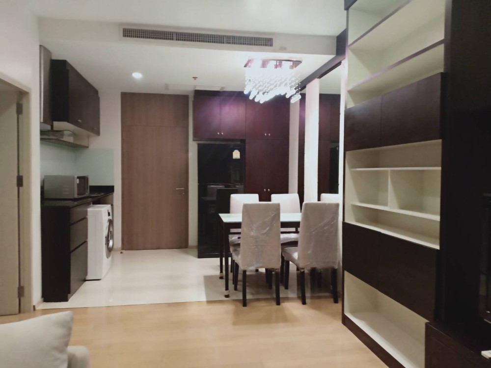ขาย ให้เช่าด่วน!! คอนโด โนเบิล รีวิล ชั้น 10 ห้องสวย ราคาดี หิ้วกระเป๋าพร้อมเข้าอยู่ได้ทันที จองเลย!