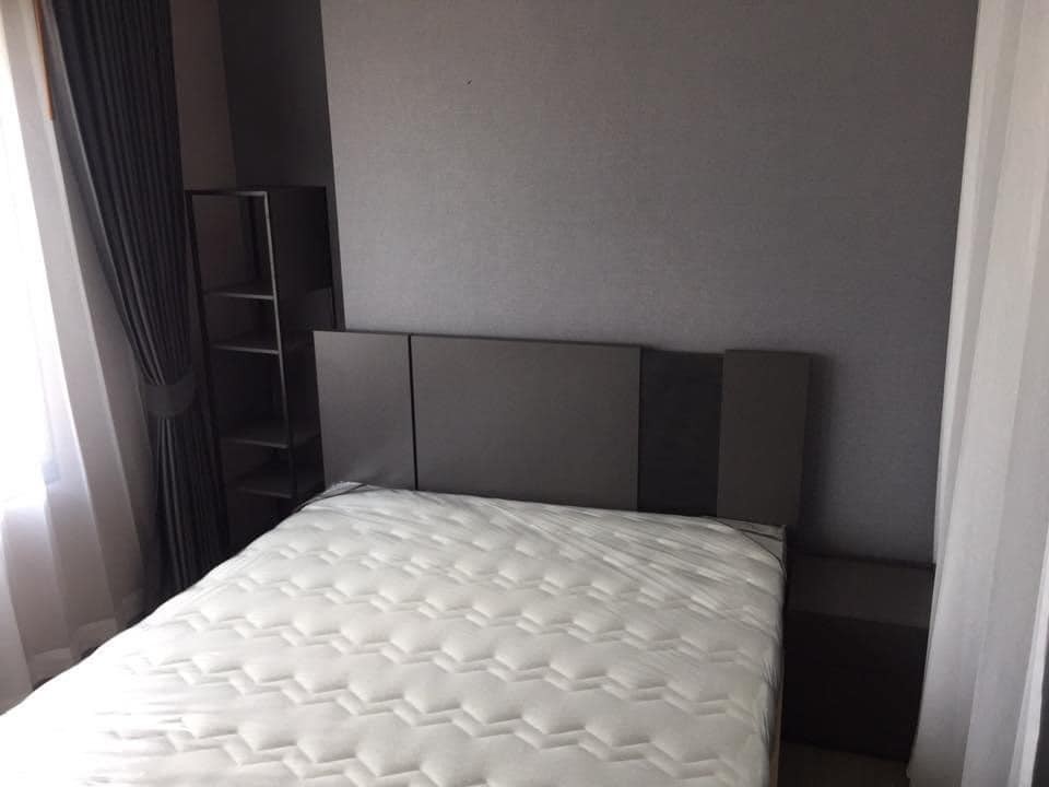 ขายคอนโด Aspire Sathorn-Taksin (Copper Zone) ติดวอลเปเปอร์ทั้งห้อง เฟอร์นิเจอร์ครบ จองด่วนๆเลย images