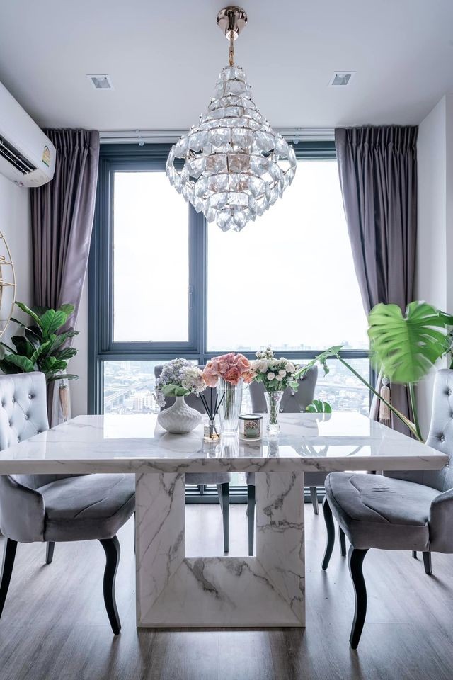 Condo for sale, The Line Wong Sawang, corner room with privacy, magnificent view overlooking the Chao Phraya River, do not miss it.