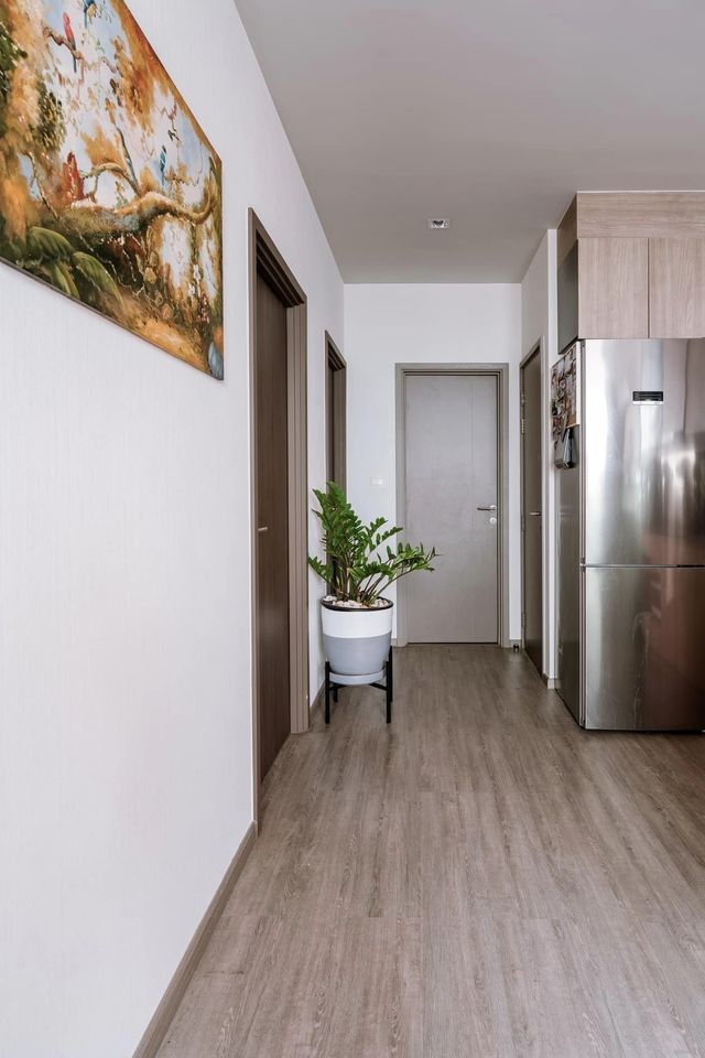 Condo for sale, The Line Wong Sawang, corner room with privacy, magnificent view overlooking the Chao Phraya River, do not miss it.