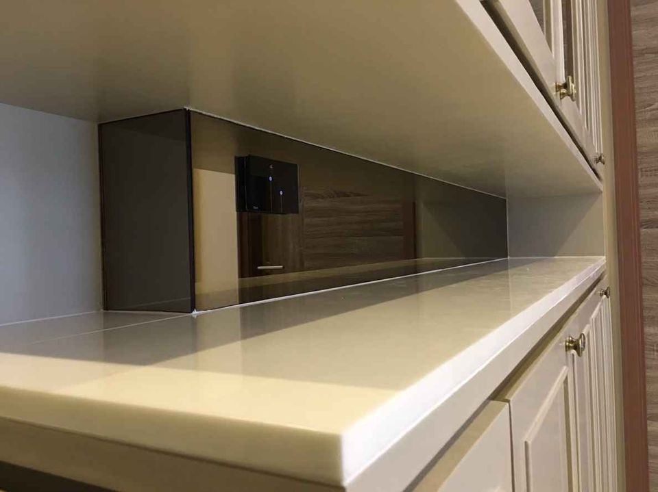 Condo for sale Mayfair Place Sukhumvit 50, decorated in Modern English style, comes with a great price. Tell me that you need to reserve.