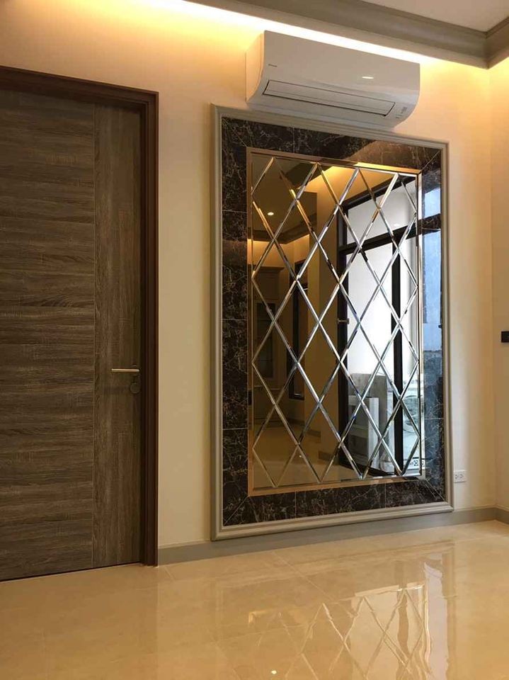 Condo for sale Mayfair Place Sukhumvit 50, decorated in Modern English style, comes with a great price. Tell me that you need to reserve.