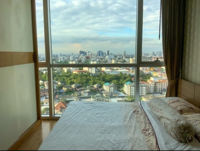 Urgent sale!! Condo Le Luxe Condominium, 18th floor, beautiful room, fully furnished, ready to move in, don't miss it!! images