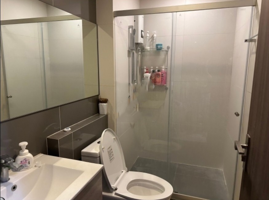 Urgent sale!! Miti Condo Ladprao - Wang Hin, 5th floor, has a garden, beautiful room, fully furnished, ready to move in. Don't miss it!!