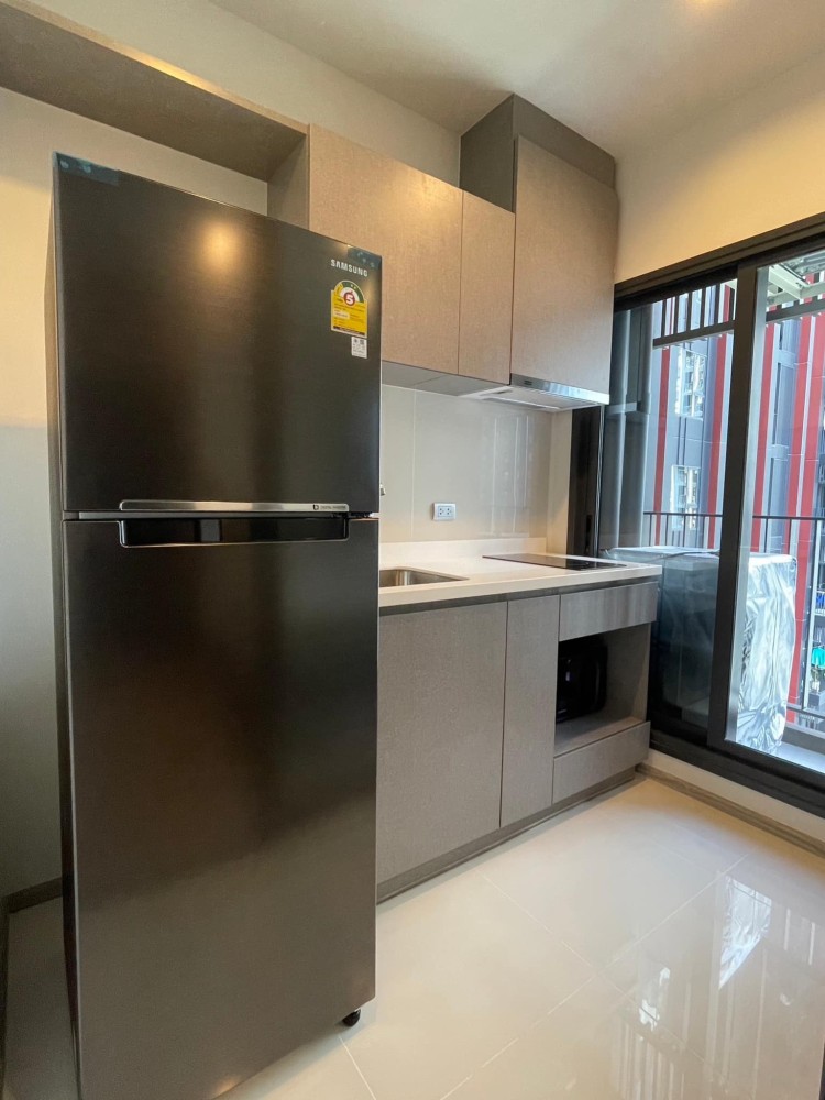 Condo for rent, Life Asoke Hype, studio room, 24th floor, high view with complete facilities, book now.