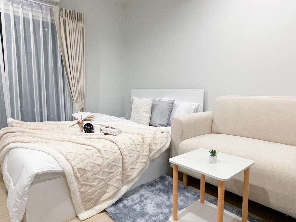 For rent, Metro Sky Wutthakat, nice decoration, soft color tone, tender price, book now, hurry up.