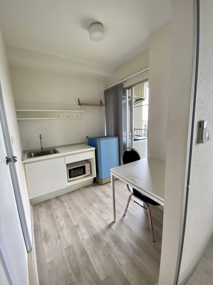 It has arrived. Condo Plum Condo Park Rangsit Phase 2. Nice and nice room. Ready for rent today. Book now. Hurry up.