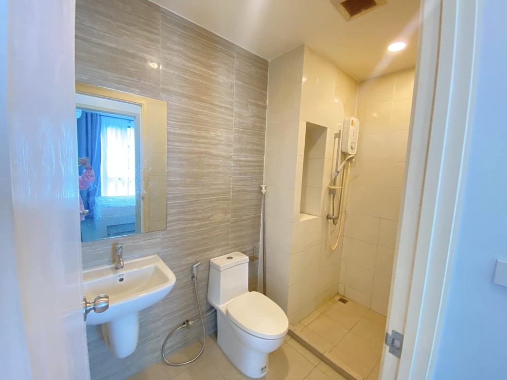 For sale, for rent, Brompton Pet Friendly Sukhumvit 107, clearly divided, full built-in furniture, don't miss it.