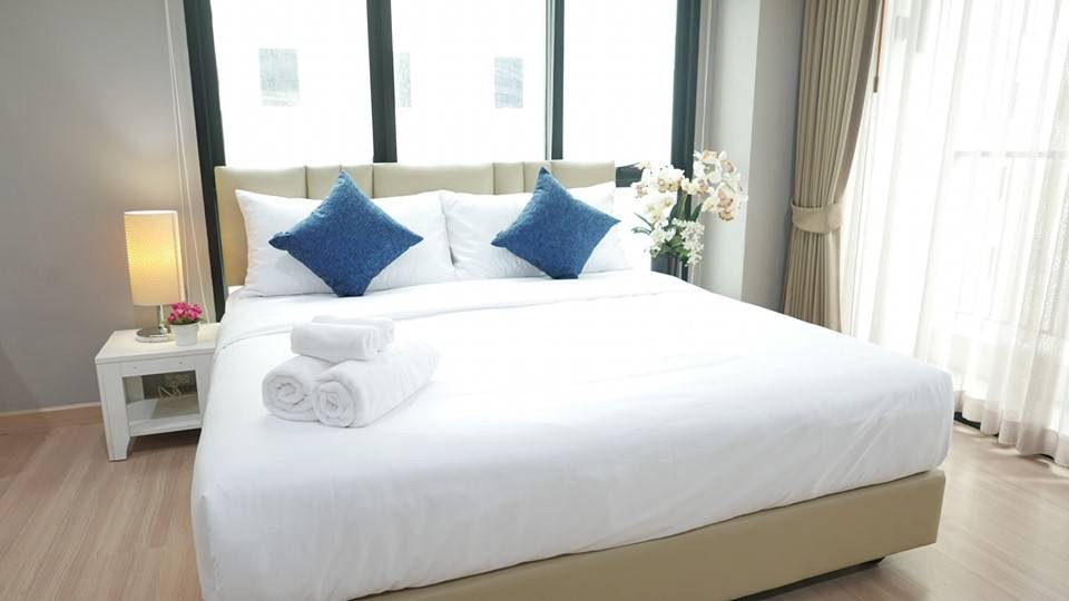 Rent Fifty Nine Heritage Sukhumvit 59 near BTS, convenient transportation, fully furnished, ready to move in, book now.