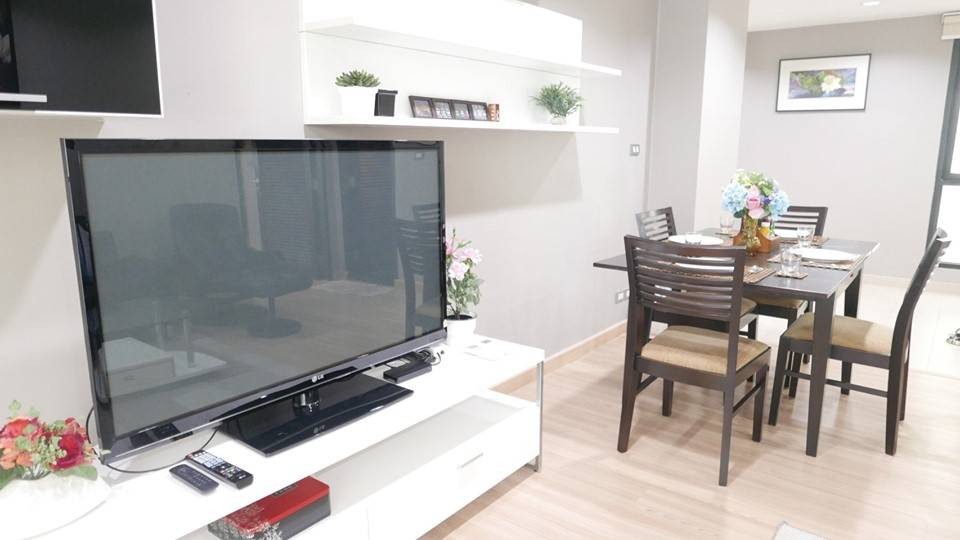 Rent Fifty Nine Heritage Sukhumvit 59 near BTS, convenient transportation, fully furnished, ready to move in, book now.