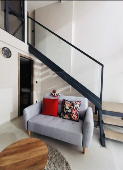 For rent!! Cooper Siam Condo, good location in the heart of the city, convenient transportation, don't miss it!!