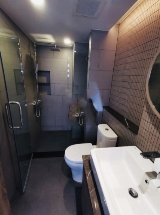For rent!! Cooper Siam Condo, good location in the heart of the city, convenient transportation, don't miss it!!