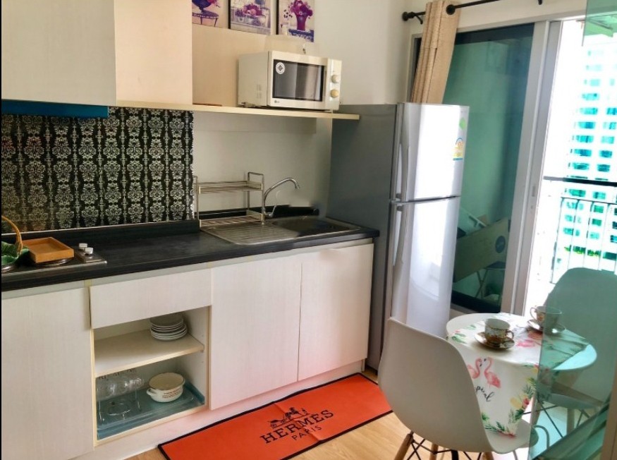 For rent!! Condo The Aspire Rama 4, 17th floor, Building A, fully furnished, ready to move in, don't miss it!!