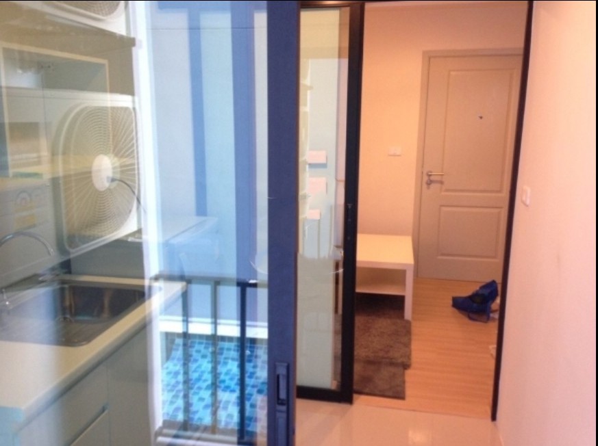 For rent!! Condo B-Loft, Sukhumvit 115, 3rd floor, pool view, fully furnished, ready to move in, don't miss it!!