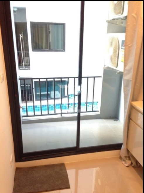 For rent!! Condo B-Loft, Sukhumvit 115, 3rd floor, pool view, fully furnished, ready to move in, don't miss it!!