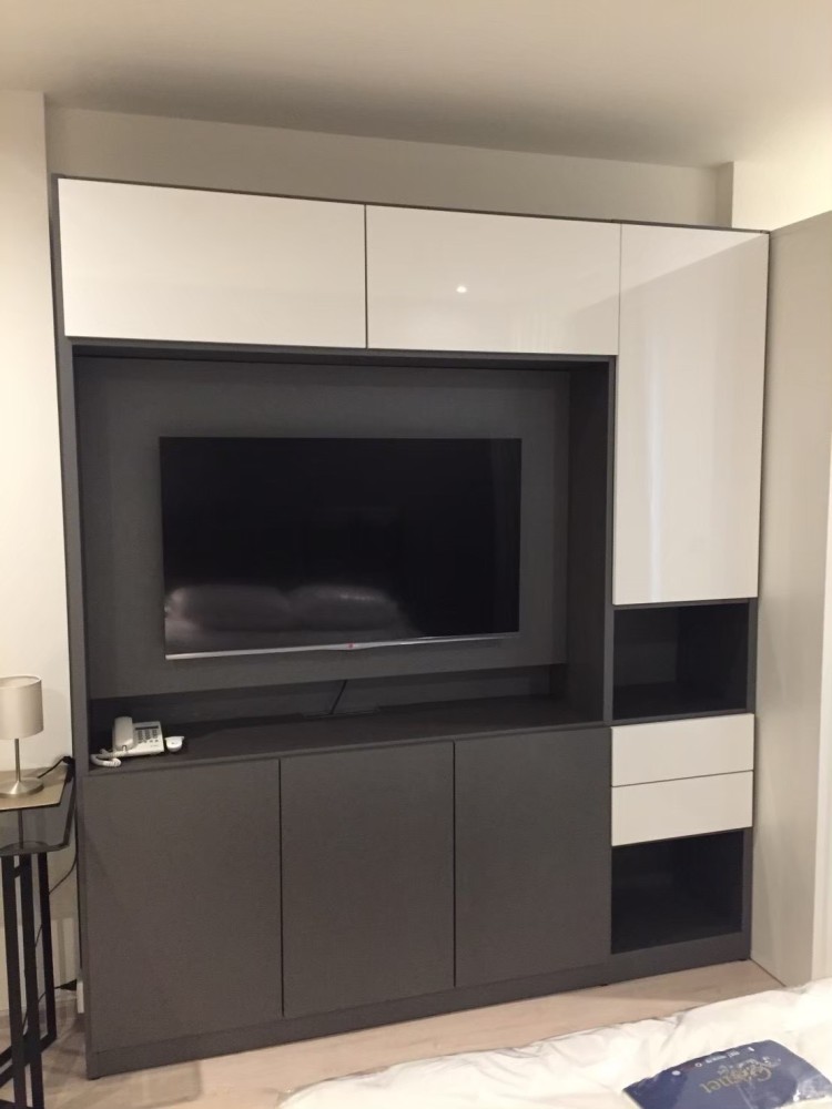For rent!! Rhythm Rangnam Condo, 9th floor, beautiful room, well decorated with furniture, ready to move in. Don't miss it, hurry up and book now!!