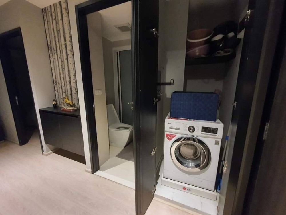 For rent!! Rhythm Rangnam Condo, 9th floor, beautiful room, well decorated with furniture, ready to move in. Don't miss it, hurry up and book now!!