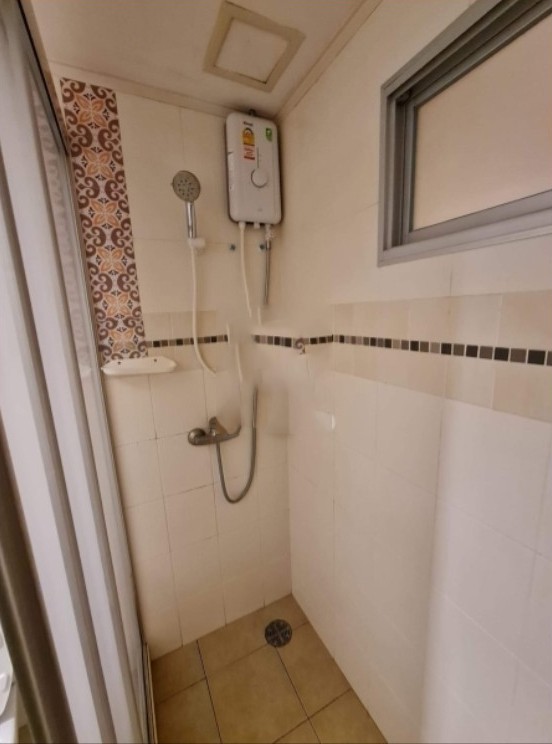 For rent!! Condo Lumpini Ville Ramkhamhaeng 44, 12th floor, beautiful room, fully furnished. Ready to move in. Don't miss it!!