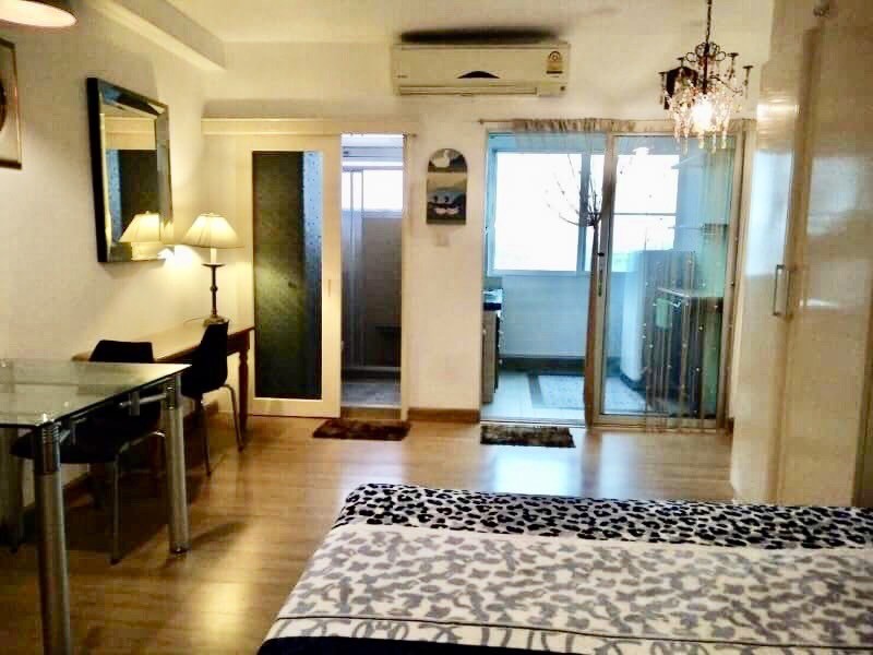 For rent!! Condo Supalai Park Srinakarin, beautiful room, fully furnished, ready to hold the bag, move in immediately, don't miss it!!