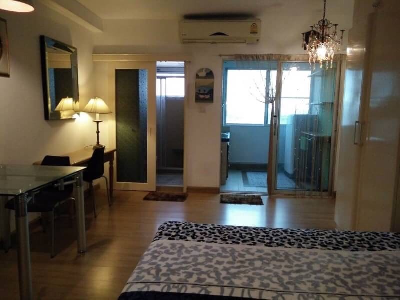 For rent!! Condo Supalai Park Srinakarin, beautiful room, fully furnished, ready to hold the bag, move in immediately, don't miss it!!