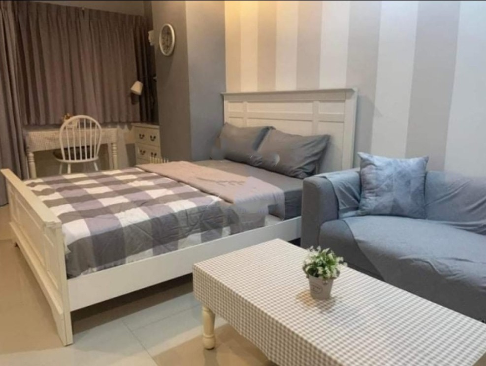 For rent!! Condo Sense of London, 5th floor, beautiful room, fully furnished Ready to move in. Don't miss it!!