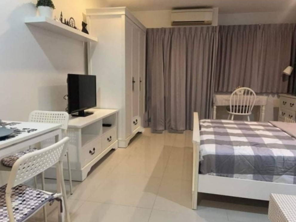 For rent!! Condo Sense of London, 5th floor, beautiful room, fully furnished Ready to move in. Don't miss it!!