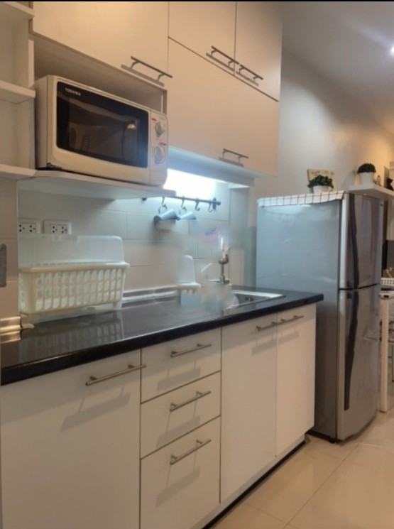 For rent!! Condo Sense of London, 5th floor, beautiful room, fully furnished Ready to move in. Don't miss it!!