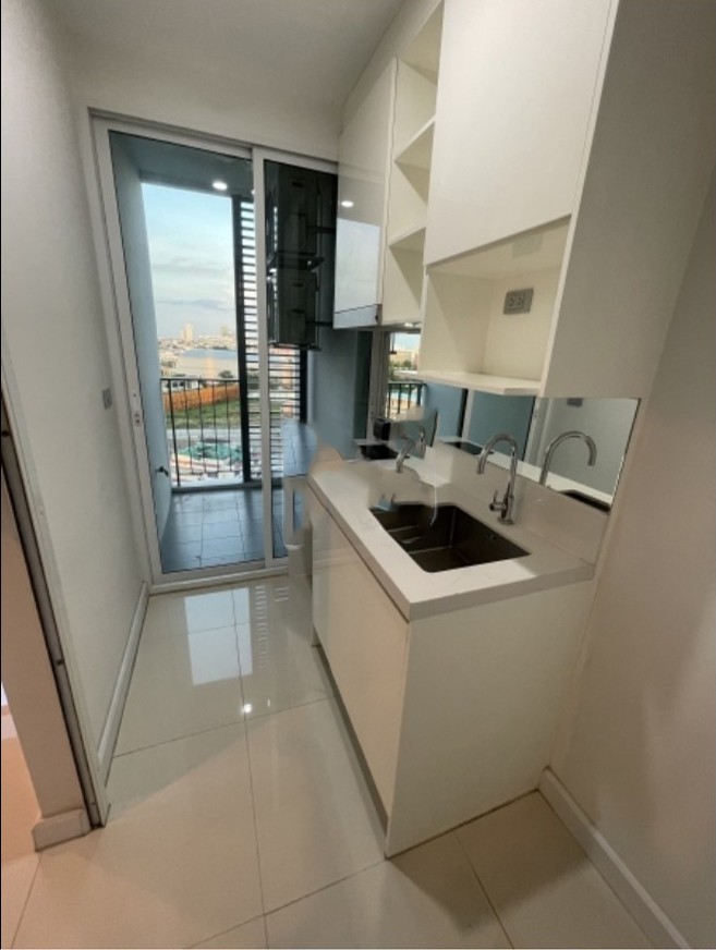 For rent!! Condo The Sky Sukhumvit, 9th floor, beautiful room, fully furnished, ready to move in, don't miss it!!