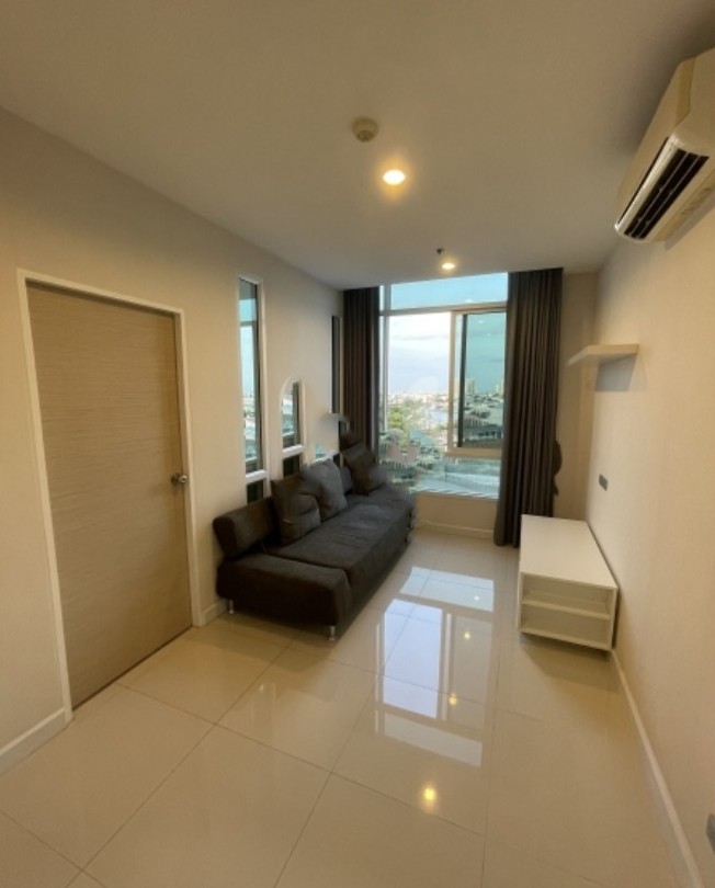 For rent!! Condo The Sky Sukhumvit, 9th floor, beautiful room, fully furnished, ready to move in, don't miss it!!