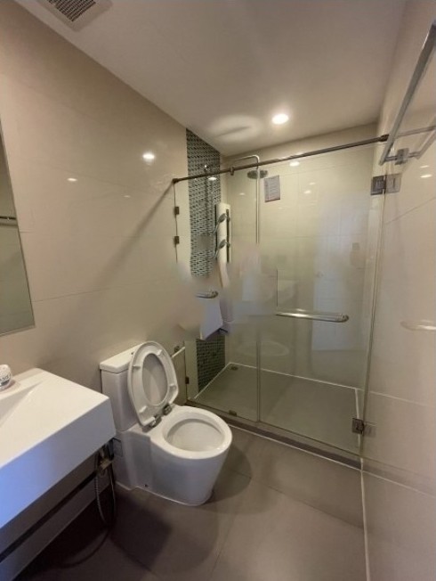 For rent!! Condo The Sky Sukhumvit, 9th floor, beautiful room, fully furnished, ready to move in, don't miss it!!