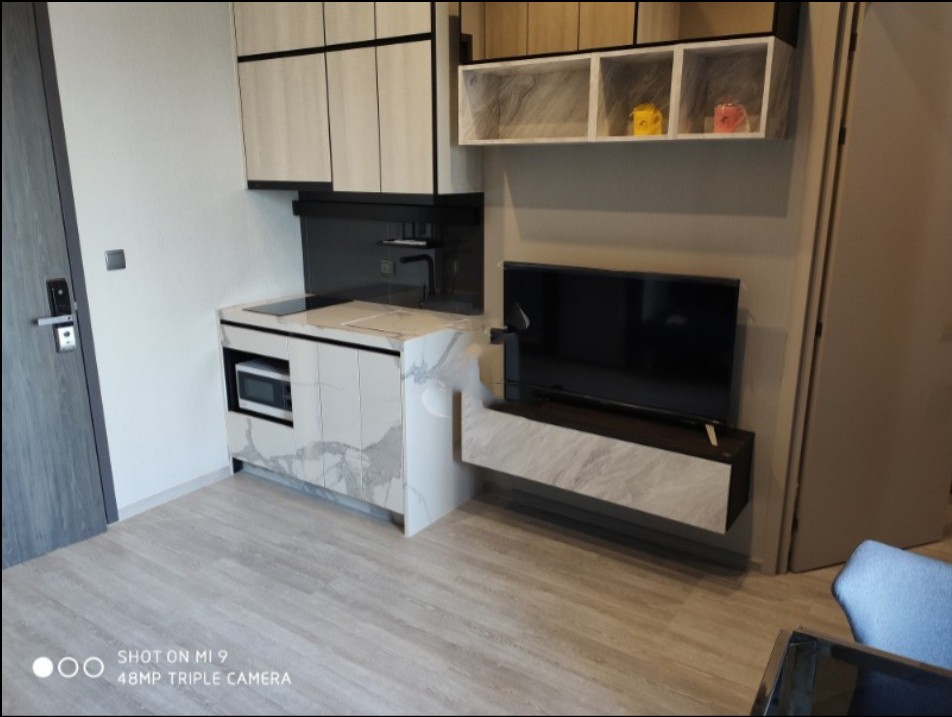 For rent!! Condo The Line Sukhumvit 101, Floor 27, Building A, good location, convenient transportation, hurry up and book now!!