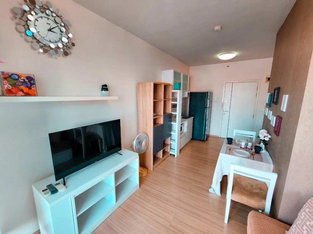 For rent!! Condo A Space Asoke-Ratchada, 10th floor, Building D, beautiful room, fully furnished, ready to move in. Don't miss it, book now!!
