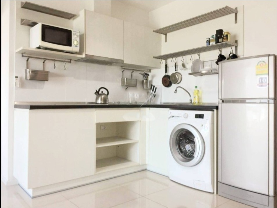Condo for sale, Aspire Sukhumvit 48, 2 bedrooms, 16th floor, Building S, beautiful room, fully furnished, don't miss it.