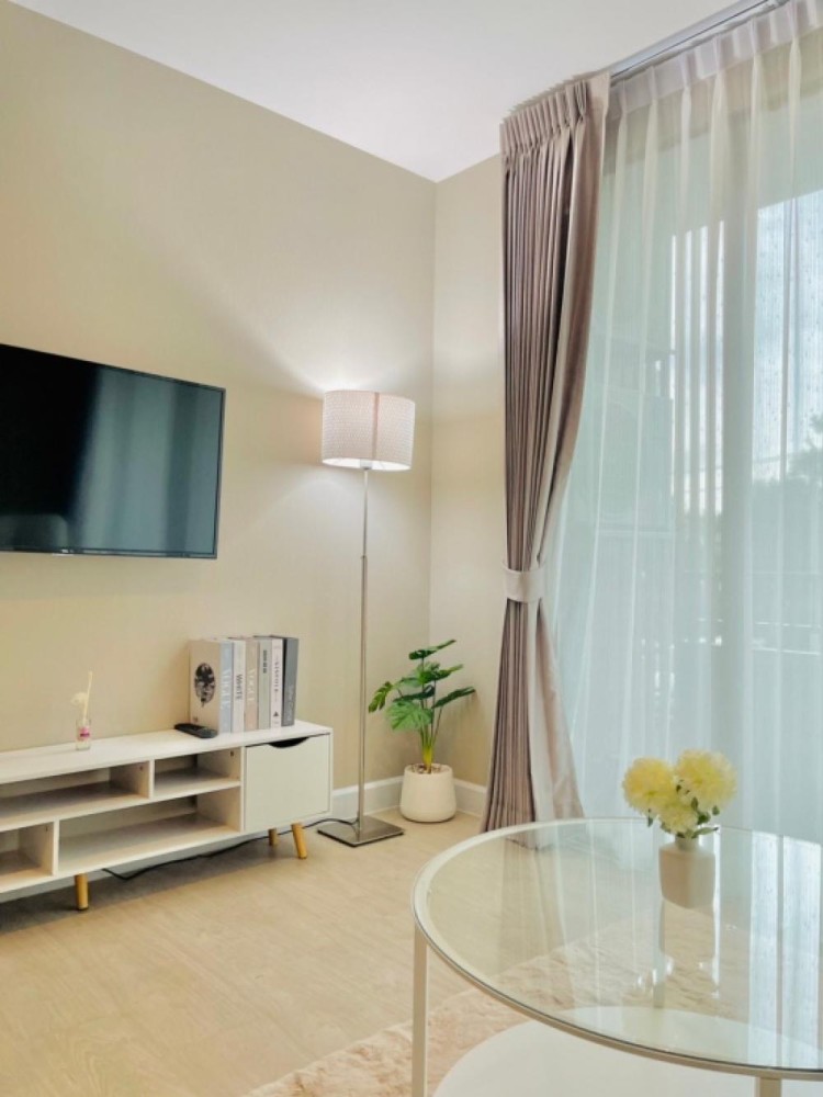 For rent!! Metro Luxe Ratchada, 3rd floor, beautiful room, fully furnished Ready to move in immediately, don't miss it!!