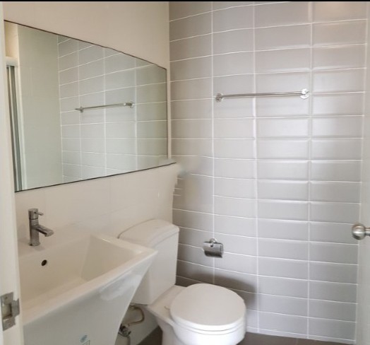 For rent!! Aspire Rama 4, 28th floor, Building A, beautiful room, fully furnished, ready to move in. Don't miss it!!