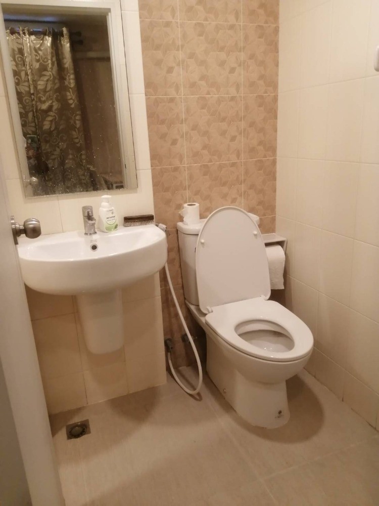 Condo for rent, The Cube Plus Minburi, beautiful room, good location, near the BTS, convenient transportation, ready to move in, book now.
