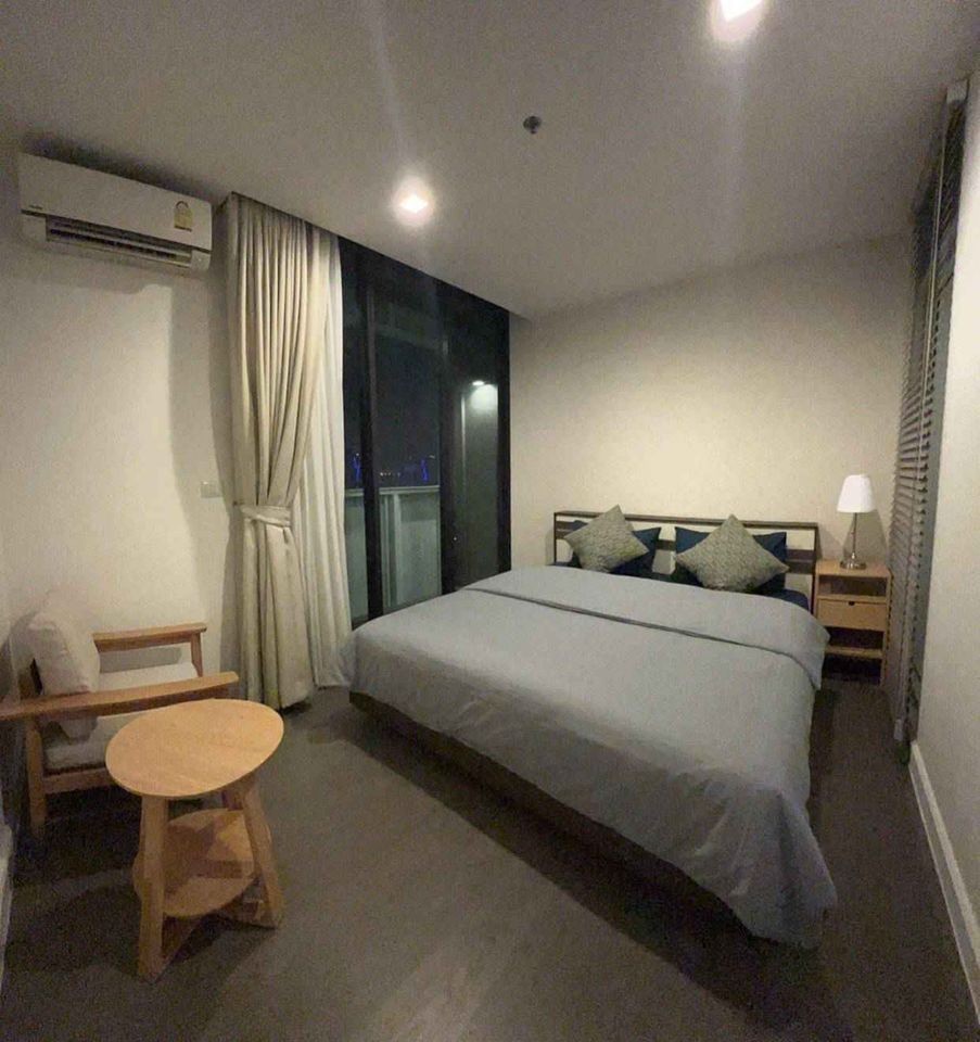 For rent A space ID Asoke-Ratchada, 25th floor, beautiful city view. Ready to move in You can't reserve it anymore.